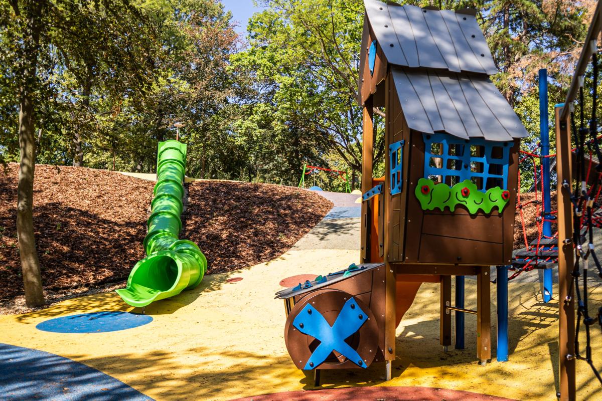 Public play space — Miskolc, Hungary